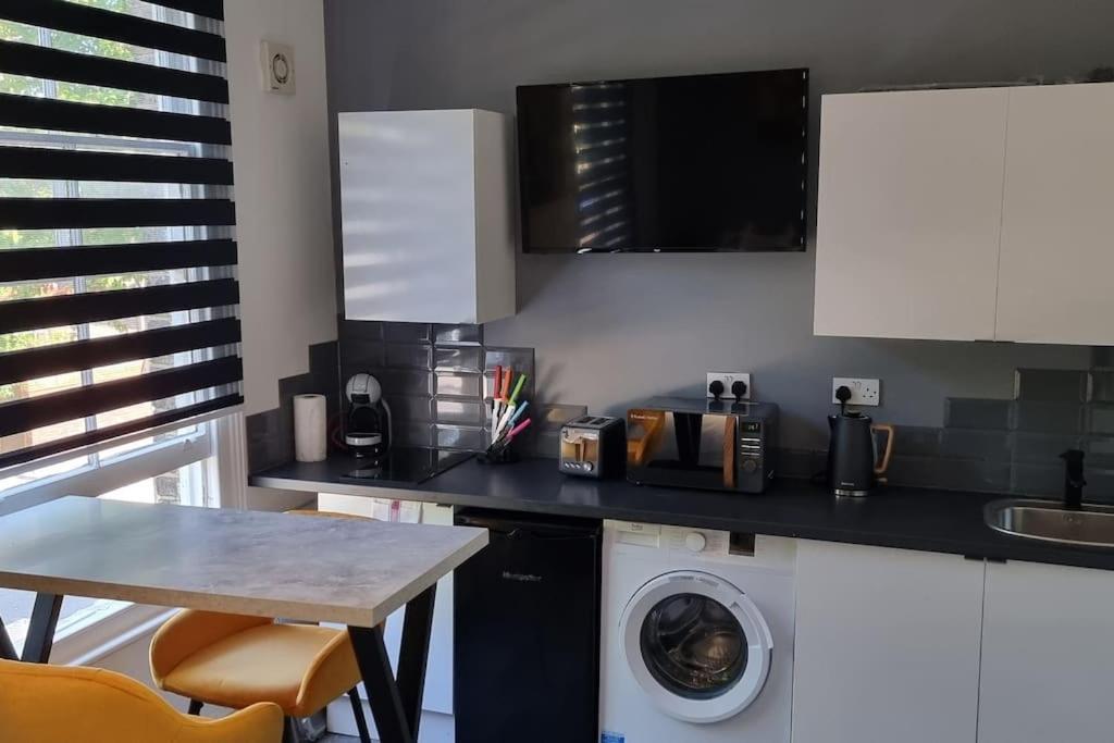 Central London Studio 1Bedroom Eksteriør billede